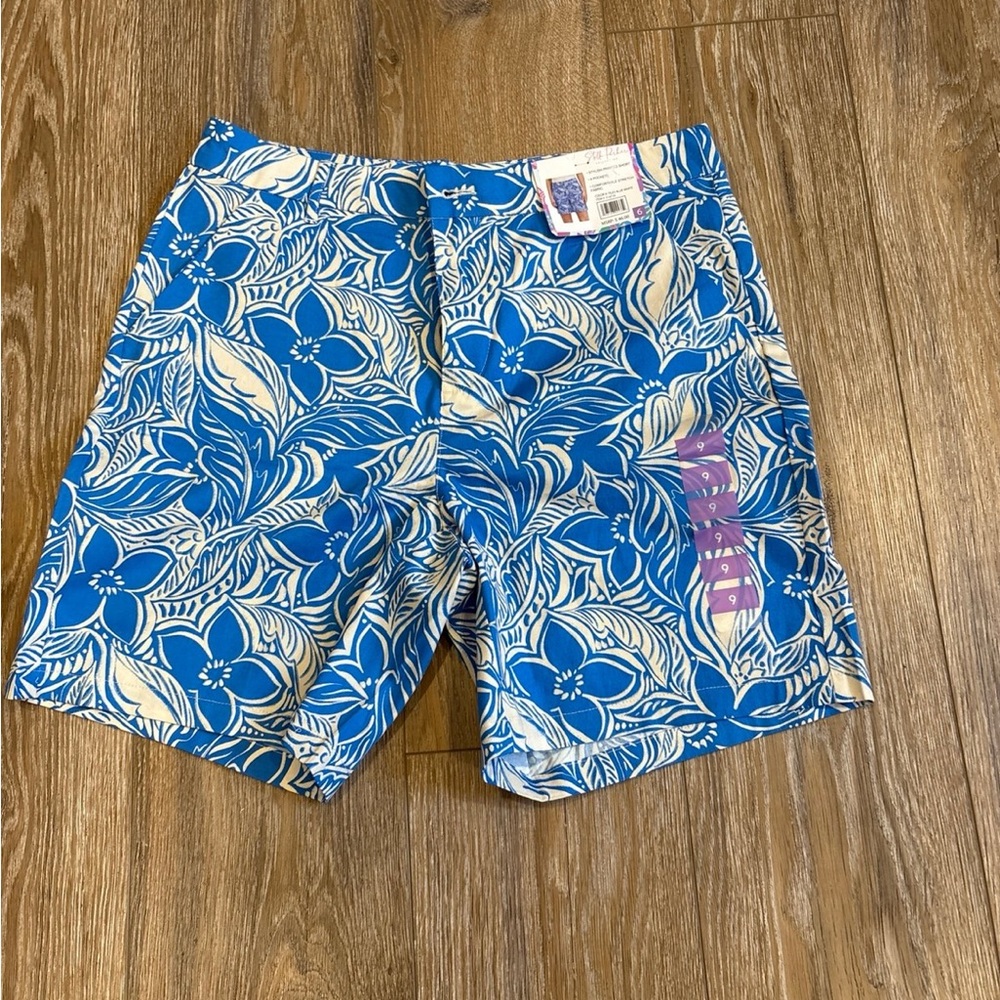 Stella Parker Shorts 6 NWT
